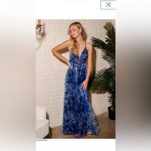 Lulu's Blue Floral Strapless-Look V-Neck Maxi Dress